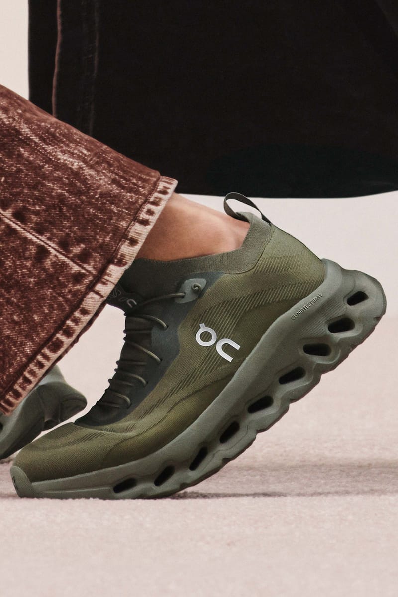 On × LOEWE クラウドティルト FW2023（on × LOEWE）