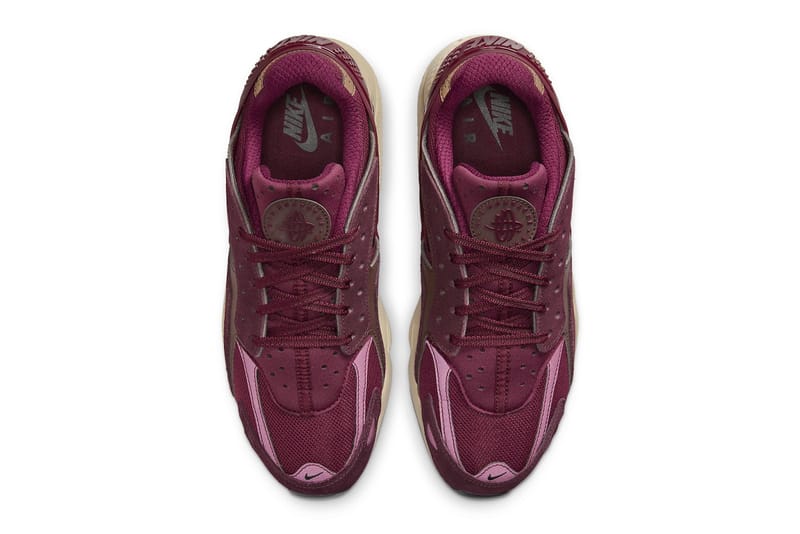 maroon nike air huarache