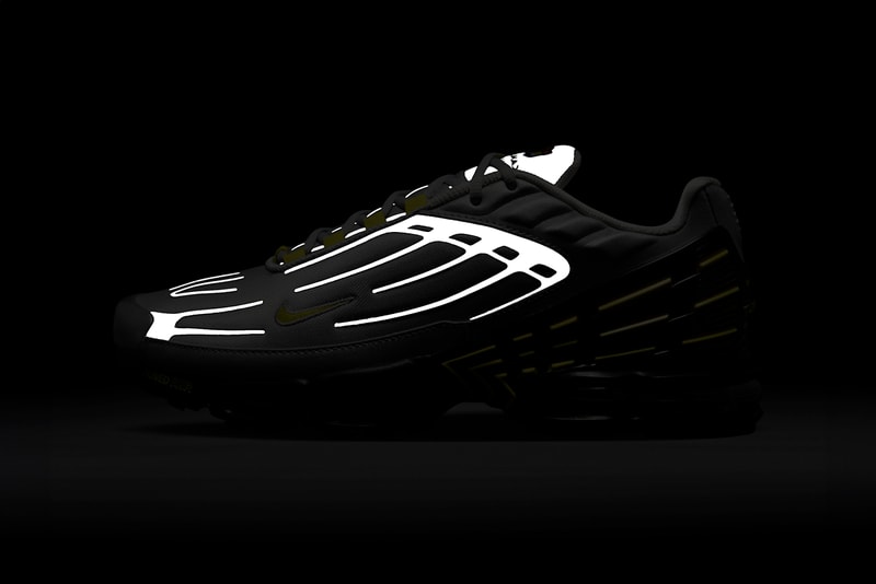Nike Air Max Plus 3 Silver Yellow FZ4623-001 Release date info store list buying guide photos price