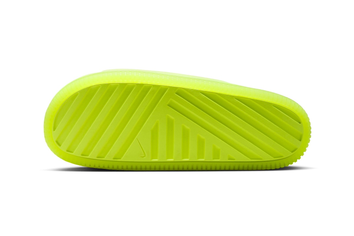 Official Look at the Nike Calm Slide "Volt" FD4116-700 flip flops sandals summer neon yellow electric yellow