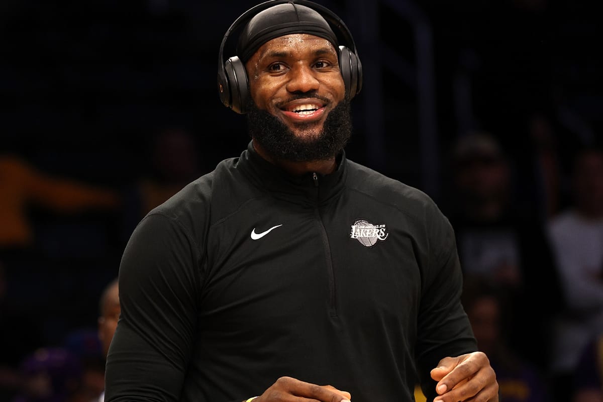 LeBron James shut up and dribbled so that Space Jam 2 could be viewed in  China