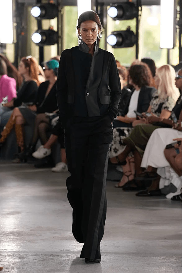 sacai Spring Summer 2024 Paris Fashion Week womenswear menswear runway chitose Abe