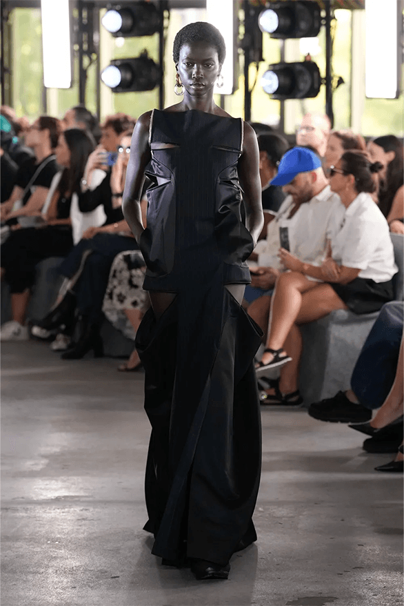 sacai Spring Summer 2024 Paris Fashion Week womenswear menswear runway chitose Abe