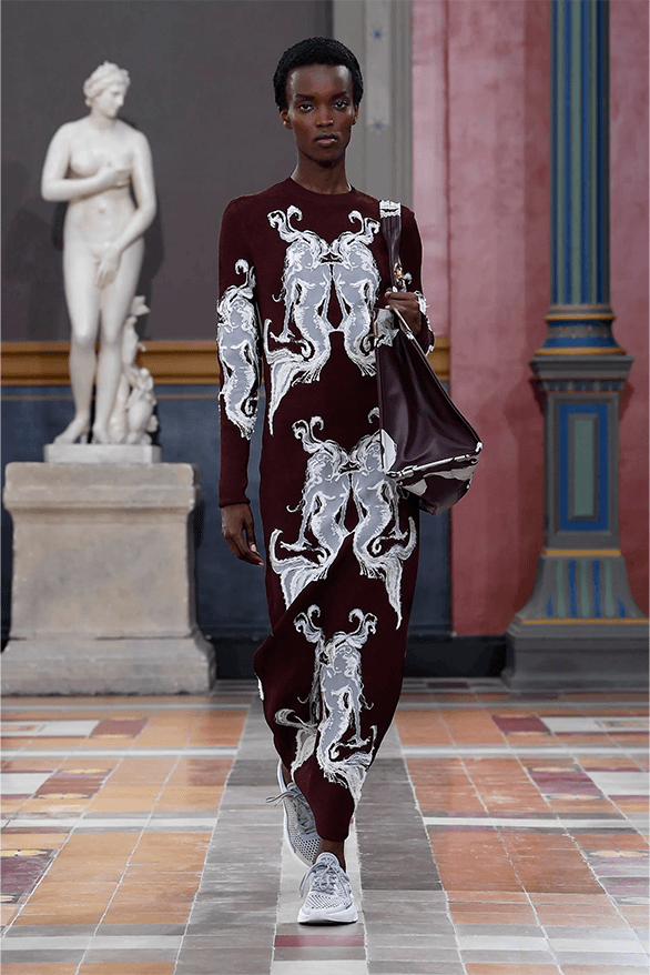 Valentino Spring Summer 2024 Paris Fashion Week menswear womenswear runway Pierpaolo Piccioli