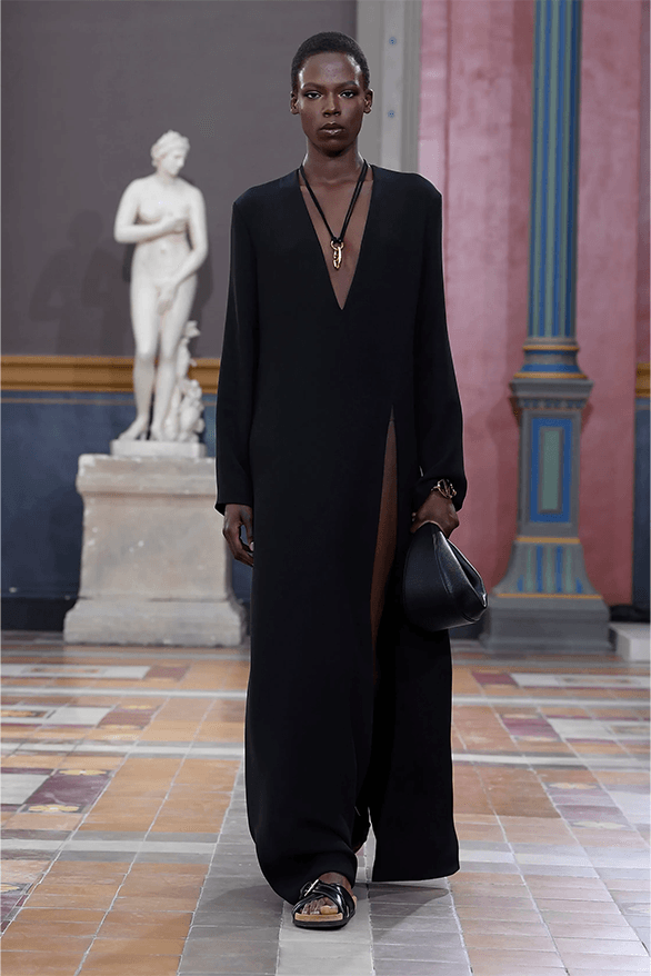 Valentino Spring Summer 2024 Paris Fashion Week menswear womenswear runway Pierpaolo Piccioli