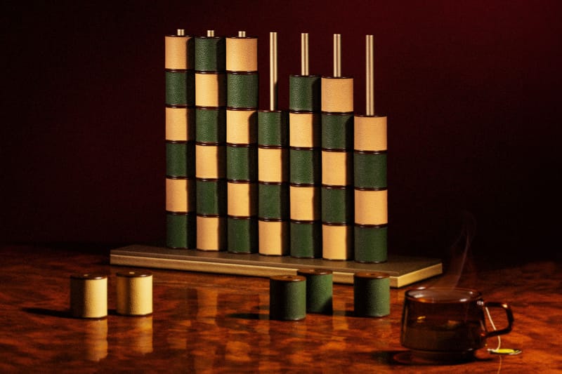 Drôle de Monsieur Taps Into Games With Pinetti