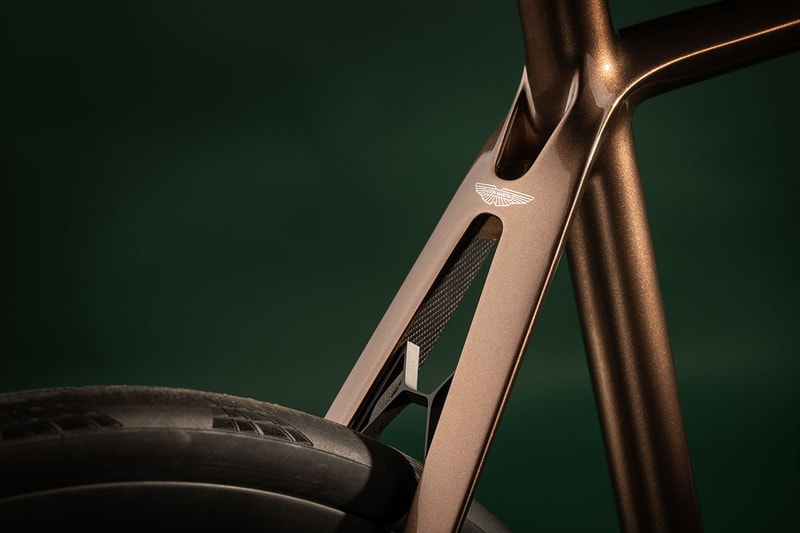 Aston Martin x J Laverack 1R Bicycle Release Info
