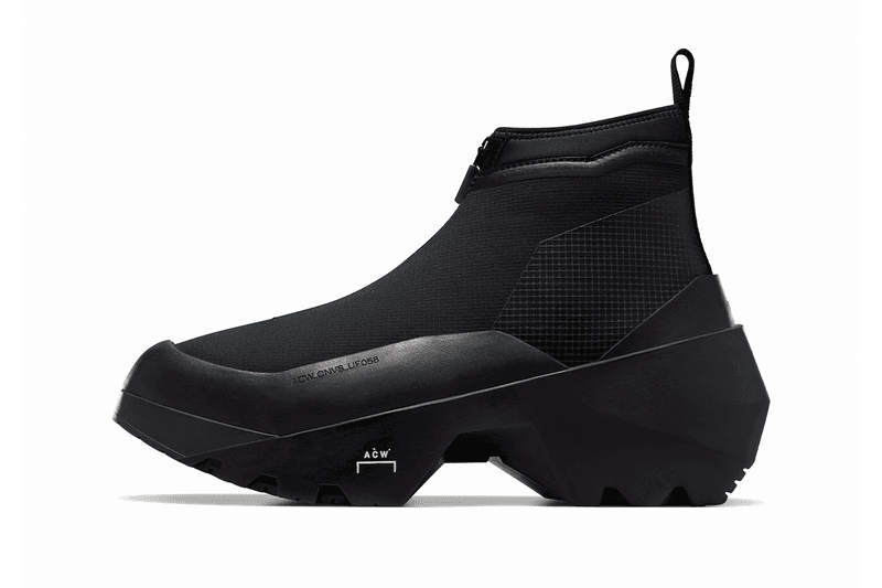 Best Sneaker Releases November 2023 Week 2 TIGHTBOOTH x Nike SB Dunk Low Pro Air Jordan 11 “Neapolitan” Tyrrell Winston x Reebok Club C 85 & Classic Leather Air Jordan 5 “Midnight Navy” Alpha Industries x Dr. Martens Off-White™ x Nike Air Force 1 Mid 