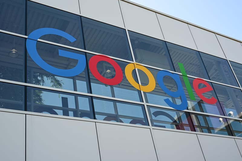 Google Launched Community ‘Notes’ and Nothing Is Bringing iMessage to Android in This Week’s Tech Roundup