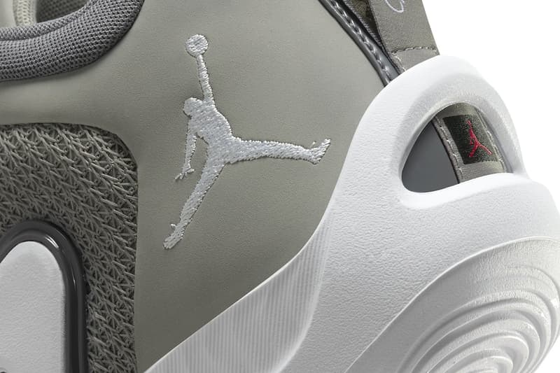 Jordan Tatum 1 "Cool Grey" Has a Holiday Release Date DZ3324-002 december 2023 jayson tatum Medium Grey/White-Gunsmoke nike michael jordan