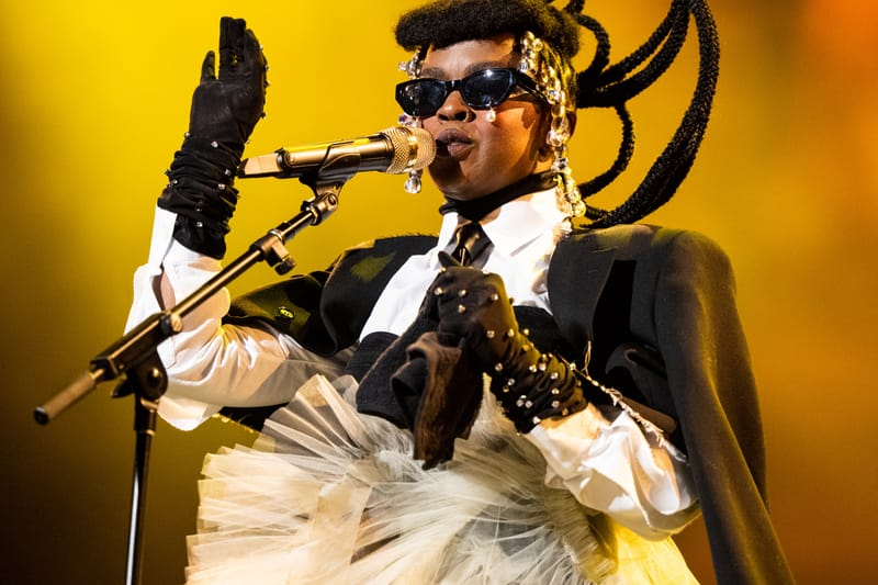 Lauryn Hill Addresses Her Late Appearances at Her Live Shows
