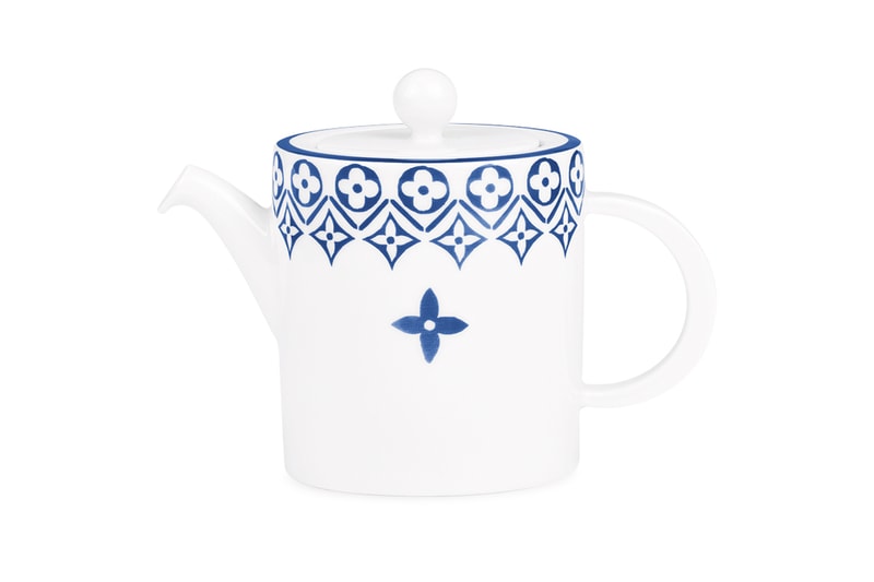 Shop Louis Vuitton Mug online