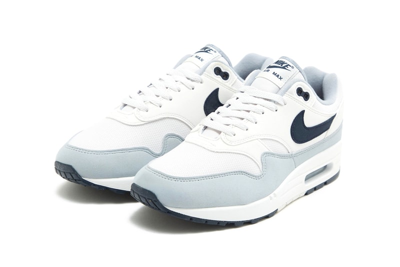 Nike Air Max 1 Drops in a Classic "Pure Platinum/Dark Obsidian" FD9082-002 swoosh nike sneakers