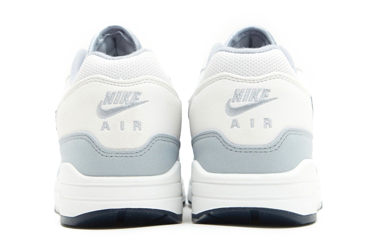 Nike Air Max 1 Drops in a Classic "Pure Platinum/Dark Obsidian" FD9082-002 swoosh nike sneakers
