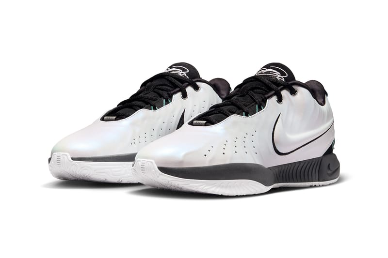 lebron white and black shoes