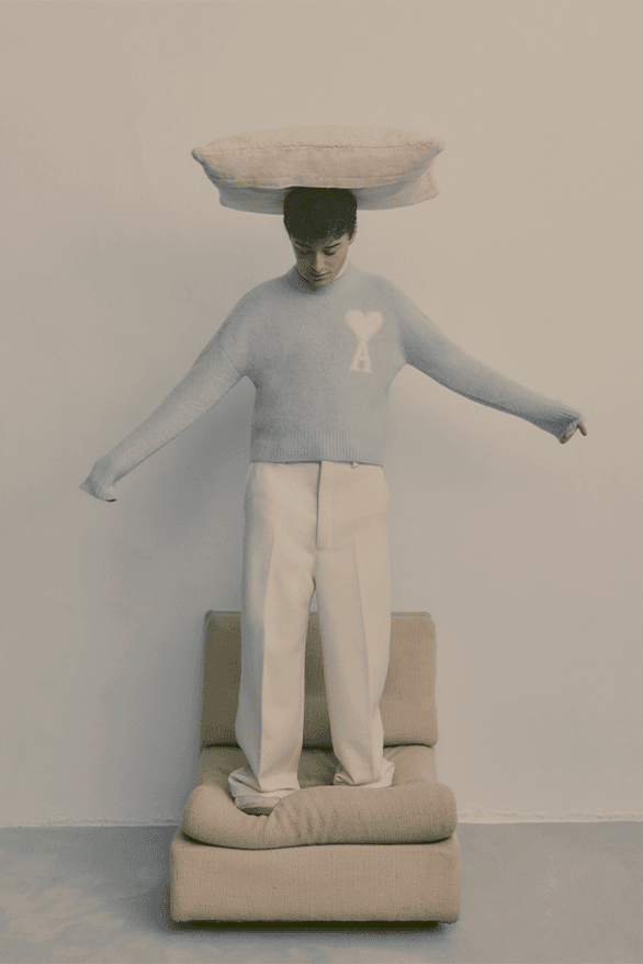 Noah Schnapp AMI Cloudy Wool Knitwear Campaign actor Paris Alexandre Mattiussi Ami de Cœur