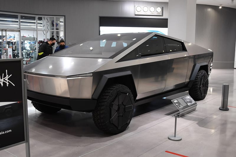 Tesla Can Sue Cybertruck Resellers for $50,000 USD