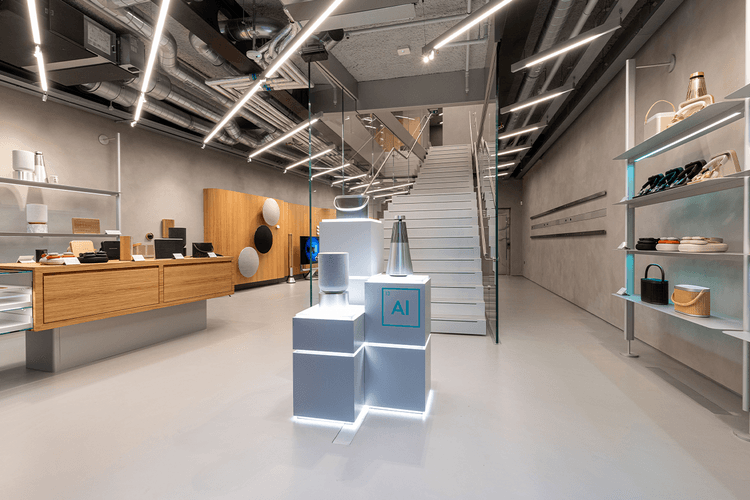 Bang & Olufsen Opens Futuristic Storefront In London