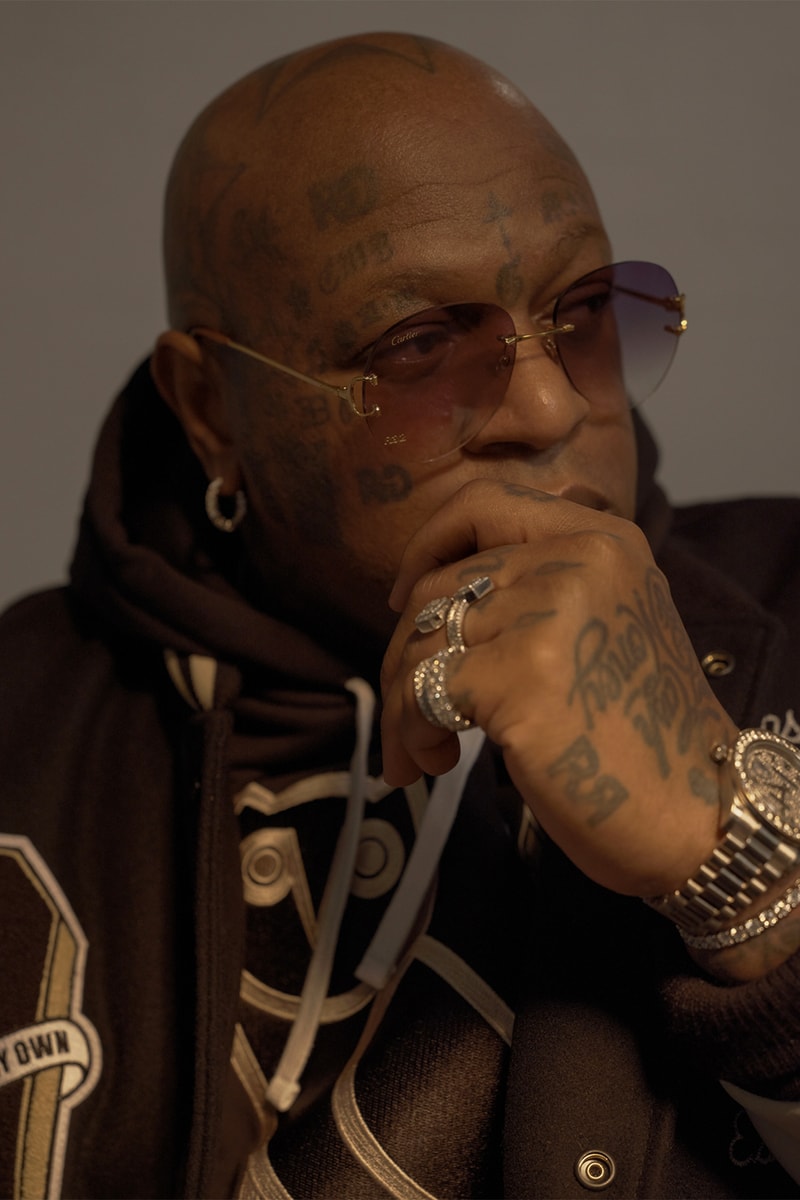 Drake's OVO Team Up For Second NFL Collection  Falcons, Chiefs, Patriots, Saints, Jets, Eagles, Steelers, and Seahawks new orleans birdman pittsburgh snoop dogg action bronson new york jets