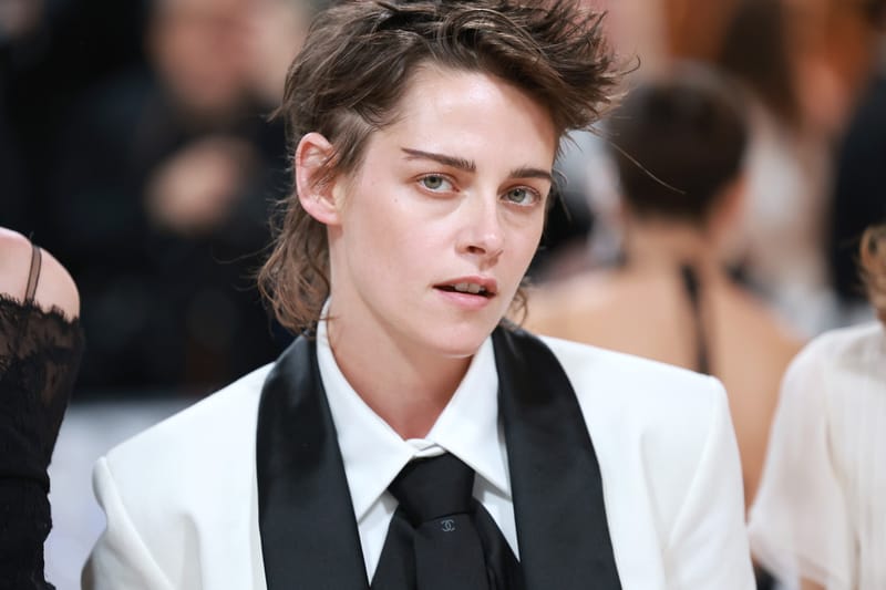 Kirsten Stewart Stars as a Bodybuilding Gym Manager in a24's 'Love Lies Bleeding'