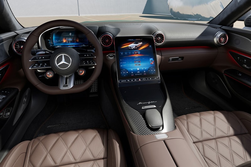 Информация о выпуске Mercedes AMG SL 63 SE PERFORMANCE
