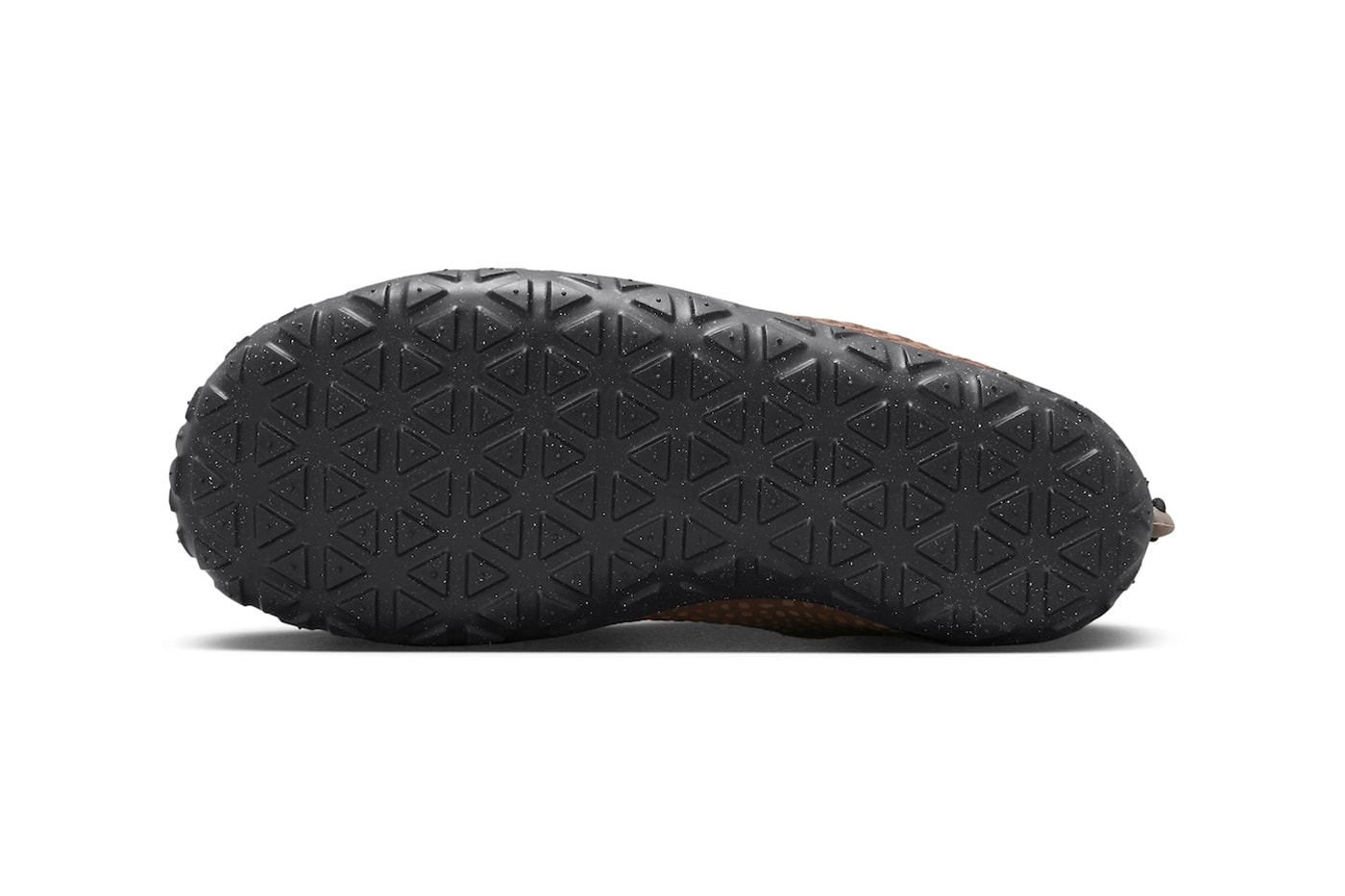 Official Look at the Nike ACG MOC Premium "Cacao Wow"  Cacao Wow/Black-Cacao Wow-Black FV4571-200 slippers clogs moccasins early january 2024 release date swoosh