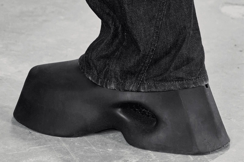 SCRY HELIOT EMIL Digital Embryo Footwear Collection Paris fashion week fall winter 2022 menswear womenswear unisex shoe