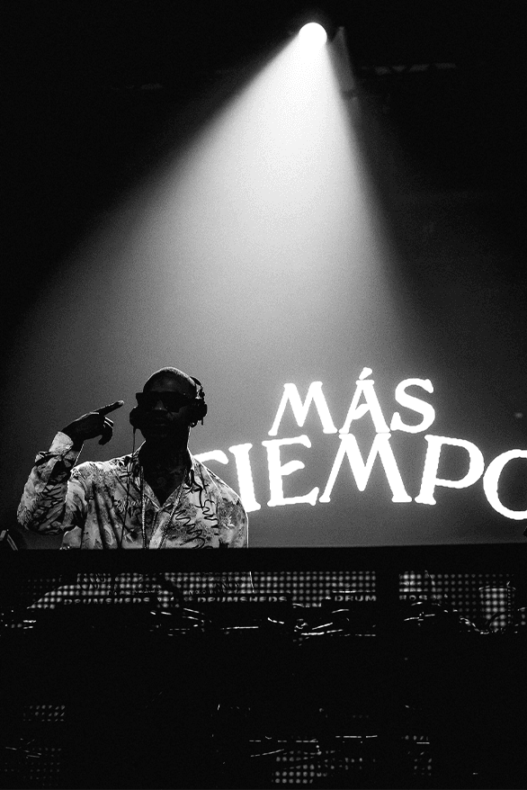 Skepta Jammer Mas Tiempo Performance Drumsheds London club dj
