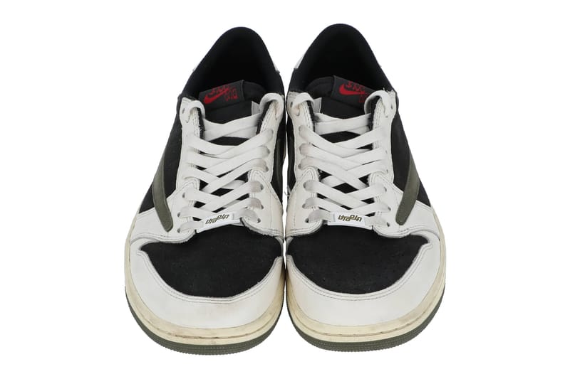 sneakers cam travis scott