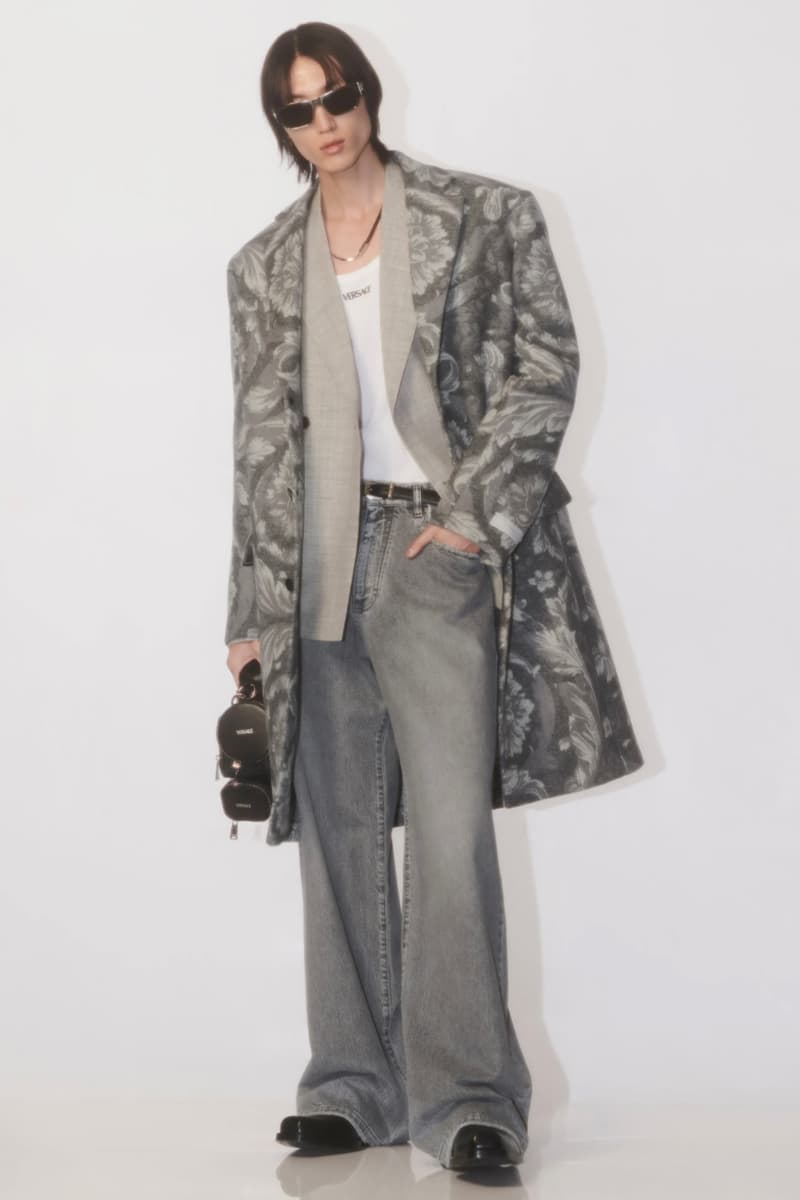 Versace Pre-Fall 2024 Menswear Collection Lookbook Images