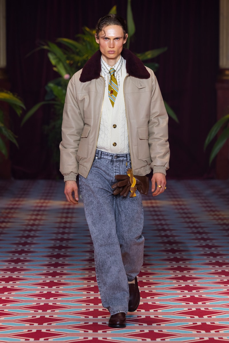 Drôle de Monsieur FW24 Showcases the Colorful Styles of City Life Fashion