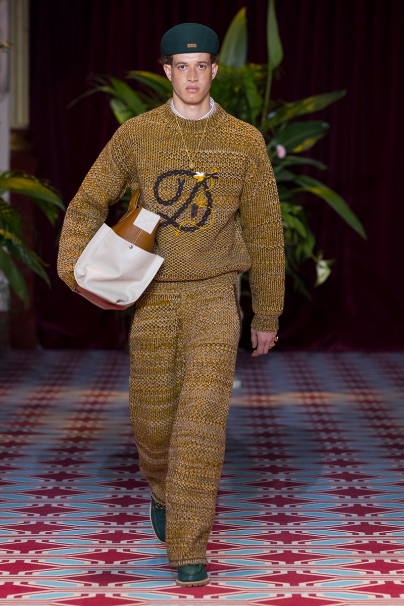 Drôle de Monsieur FW24 Showcases the Colorful Styles of City Life Fashion