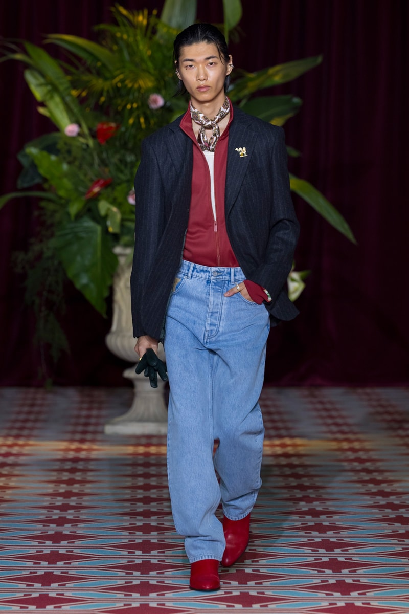 Drôle de Monsieur FW24 Showcases the Colorful Styles of City Life Fashion