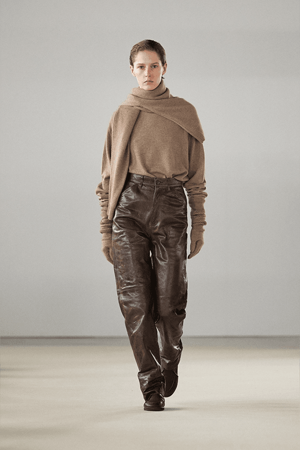 Auralee Fall Winter 2024 Paris Fashion Week menswear runway show