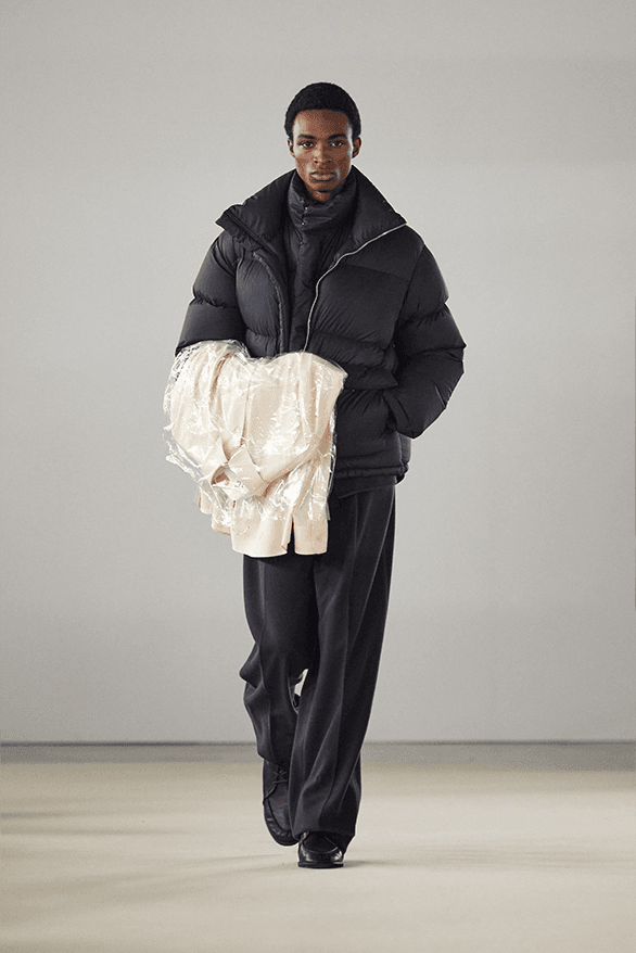 Auralee Fall Winter 2024 Paris Fashion Week menswear runway show