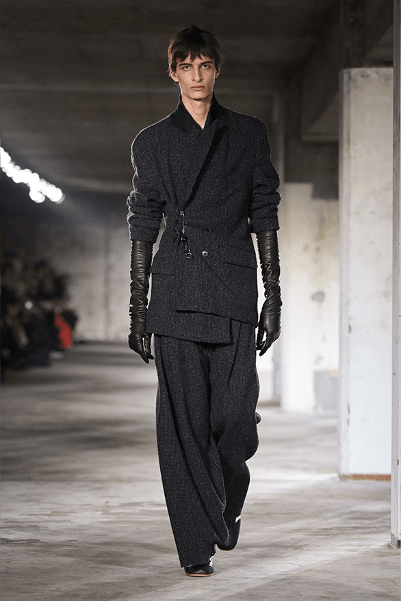 Dries Van Noten Fall Winter 2024 Paris Fashion Week menswear  runway show