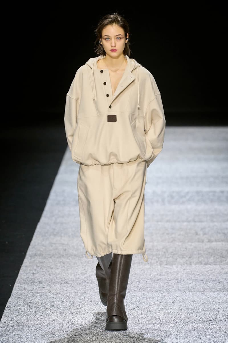 Emporio Armani Fall/Winter 2024 Collection Milan Fashion Week Men's Menswear Runway Images