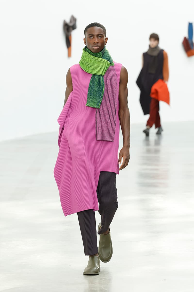 Issey Miyake Fall Winter 2024 Paris Fashion Week menswear Satoshi Kondo runway show Issey Miyake Continues To Find the Beauty in Movement for FW24 homme plisse