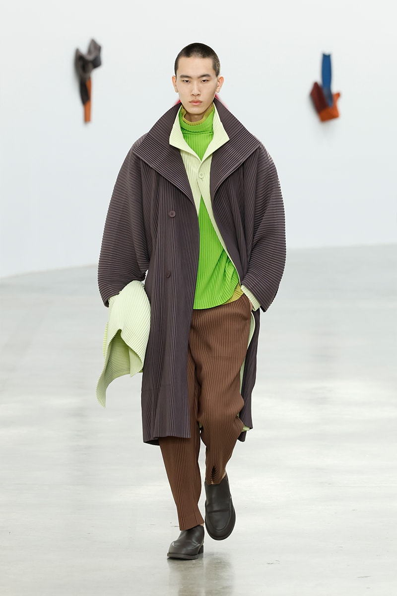 Issey Miyake Fall Winter 2024 Paris Fashion Week menswear Satoshi Kondo runway show Issey Miyake Continues To Find the Beauty in Movement for FW24 homme plisse