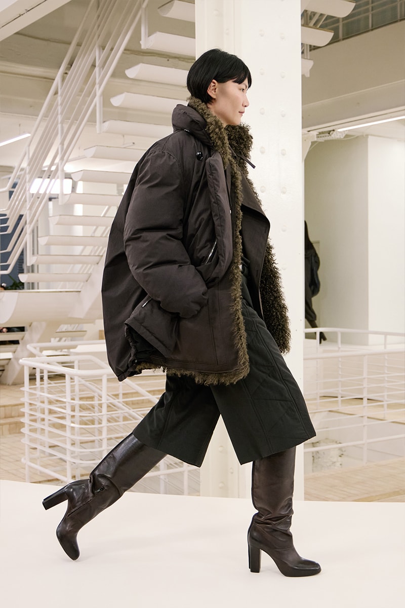 Lemaire Fall Winter 2024 Paris Fashion Week menswear Christophe Lemaire runway show LEMAIRE FW24 Is All About Ethereal Elegance sarah-linh tran 
