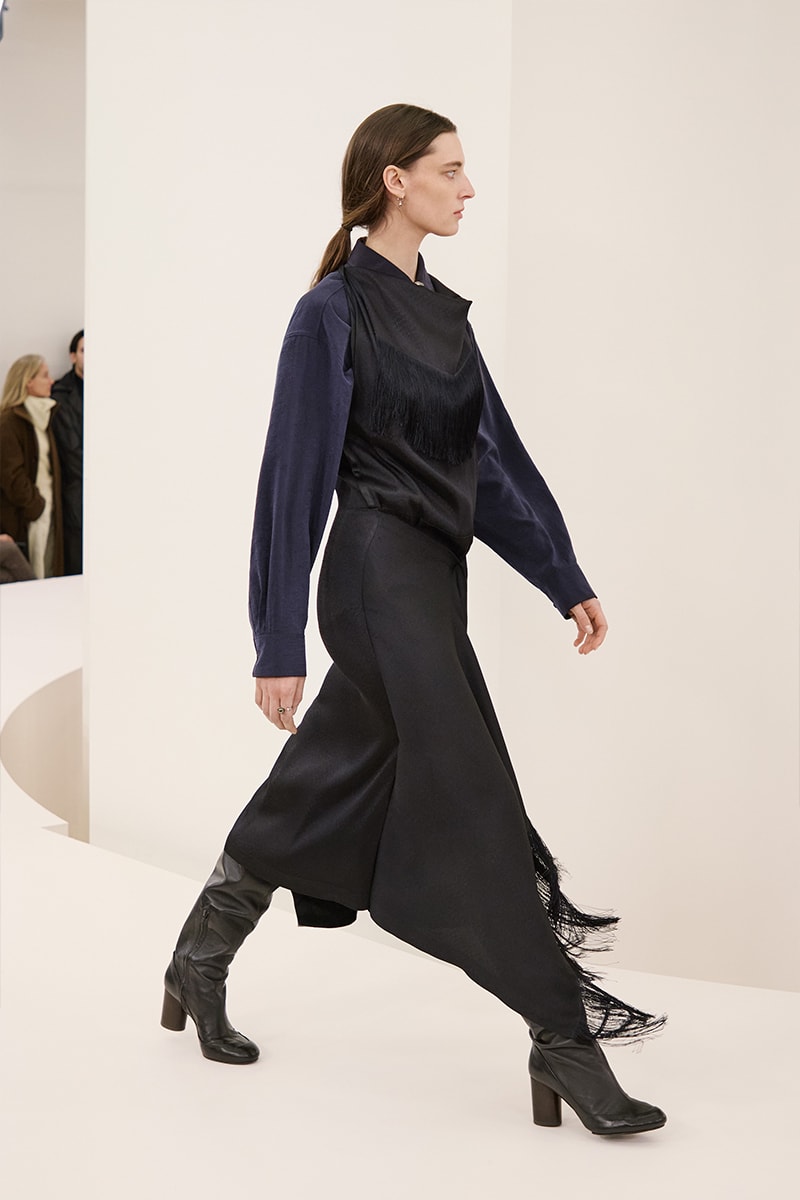 Lemaire Fall Winter 2024 Paris Fashion Week menswear Christophe Lemaire runway show LEMAIRE FW24 Is All About Ethereal Elegance sarah-linh tran 