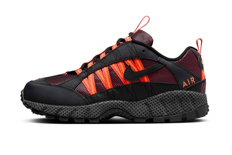 Nike Air Humara Lands in "Black/Bright Crimson"