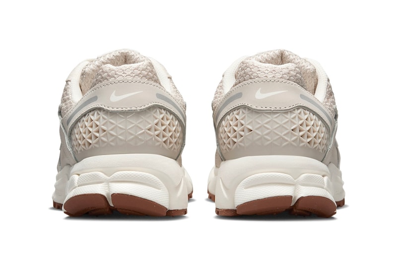 Official Look At the Nike Zoom Vomero 5 "Light Orewood Brown" FZ3780-101 release info Light Orewood Brown/Sail-Metallic Silver-Gum Medium Brown spring 2024