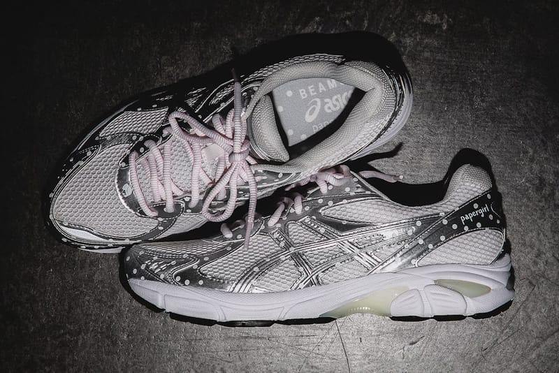 PaperGirl Paris and BEAMS Take On the ASICS GT-2160