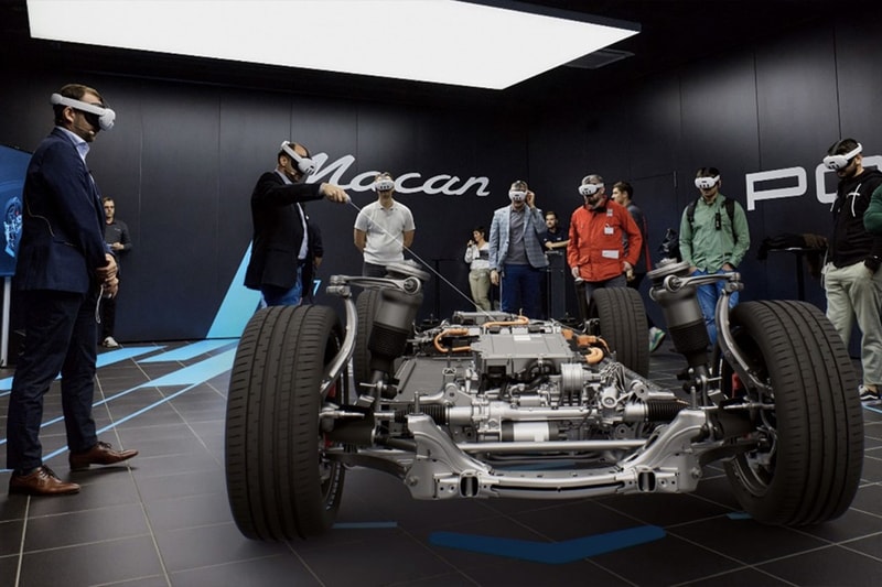 Porsche Mixed Reality Product Presentations Info