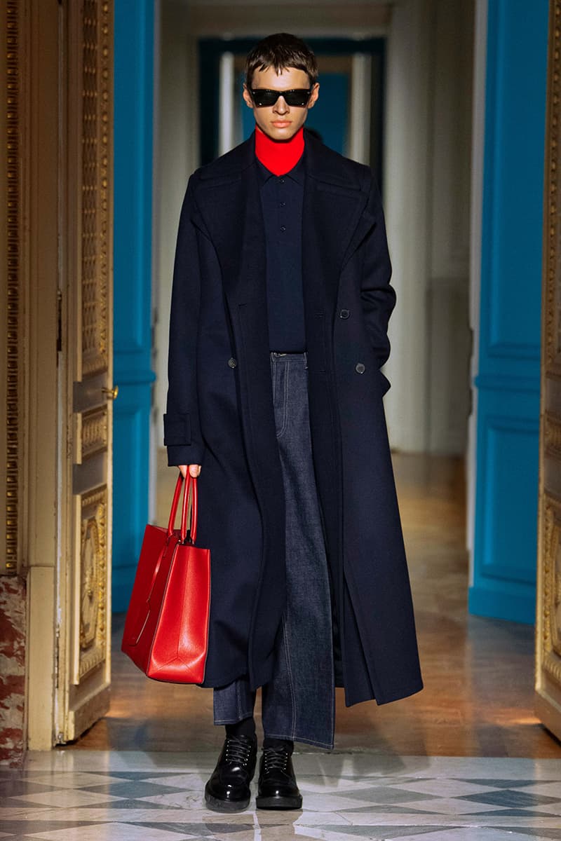 Valentino Fall Winter 2024 Paris Fashion Week menswear runway show Pierpaolo Piccioli le ciel menswear color liberates masculinity blue pink