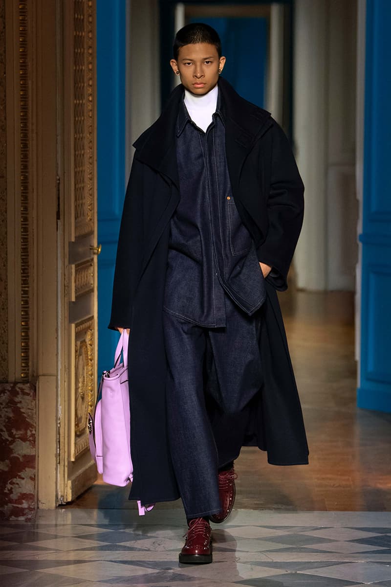 Valentino Fall Winter 2024 Paris Fashion Week menswear runway show Pierpaolo Piccioli le ciel menswear color liberates masculinity blue pink