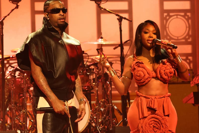 21 Savage Taps Brent Faiyaz and Summer Walker for 'SNL' Performance