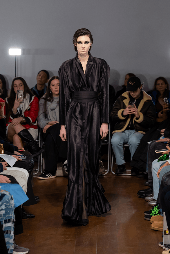 Aaron Esh Fall Winter 2024 London Fashion Week menswear womenswear lvmh prize British fashion council newgen runway show