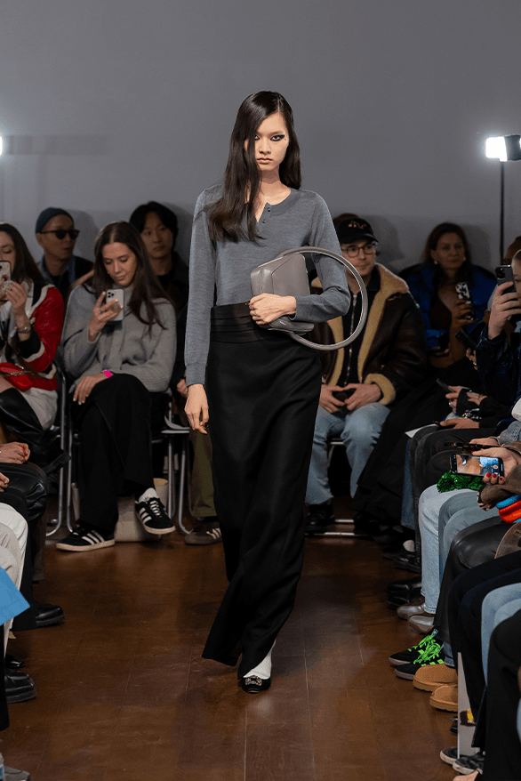 Aaron Esh Fall Winter 2024 London Fashion Week menswear womenswear lvmh prize British fashion council newgen runway show